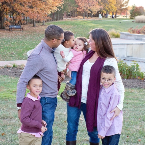 Meet Your Posher! - Picture 3 of 4