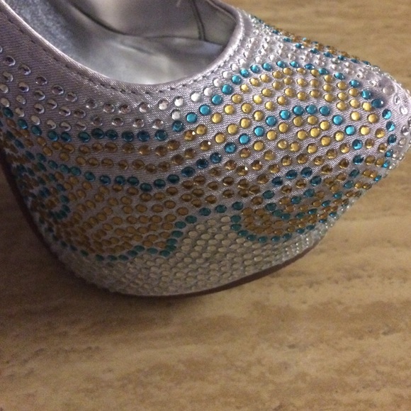 🎉🎉host pick🎉🎉OMG shoes - Picture 2 of 4