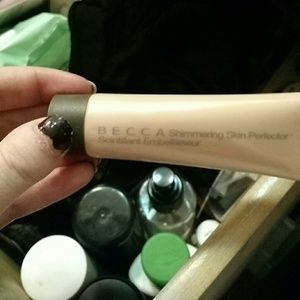 Becca shimmering skin perfector in opal