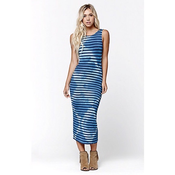 ♡ Volcom Ramble On Dress ♡