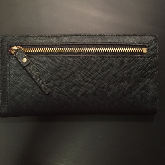 Black Kate spade wallet- looks brand new - Picture 3 of 4