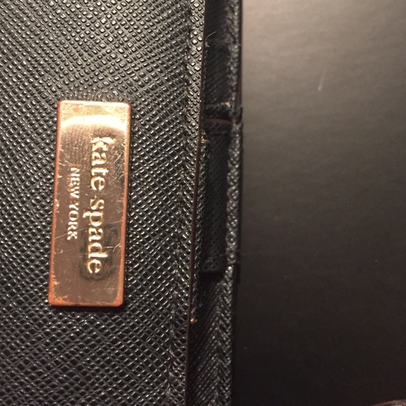 Black Kate spade wallet- looks brand new - Picture 4 of 4