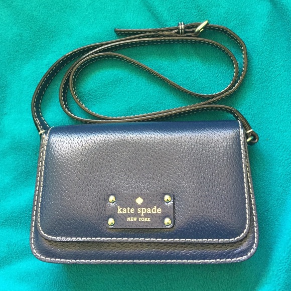 Re-listing item. kate spade crossbody bag