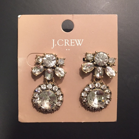 Stunning dressy or casual earrings - Picture 1 of 2