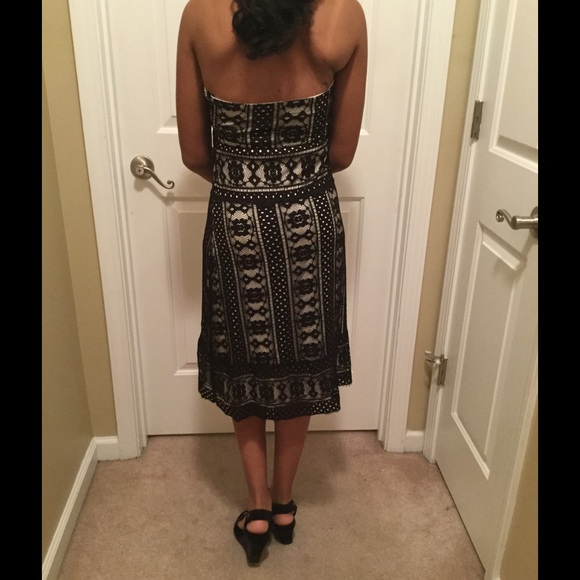 Sold on Ebay!! White house Black Market - Picture 3 of 3