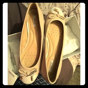 Geox nude ballerina flat