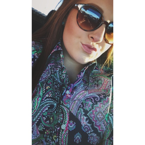 Welcome to my closet!!๐๐๐ - Picture 4 of 4