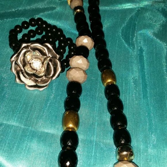Jewelry - Picture 2 of 3