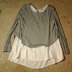 NWOT Two-layer gray snd white shirt