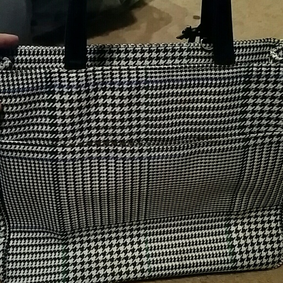 Purse - Picture 2 of 3