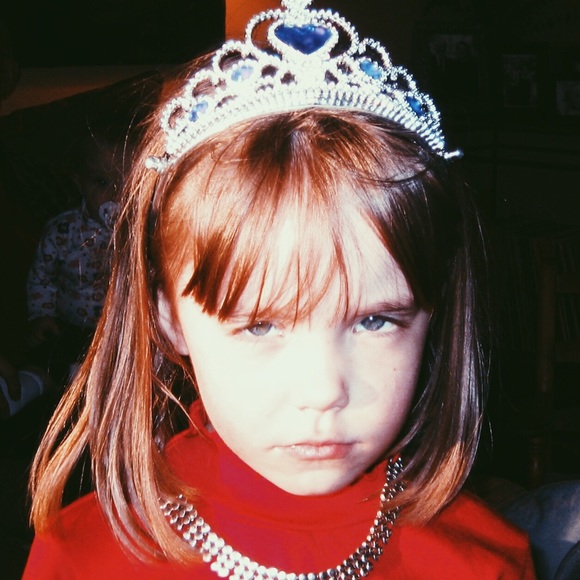 Meet your Posher, Julia - Picture 1 of 1