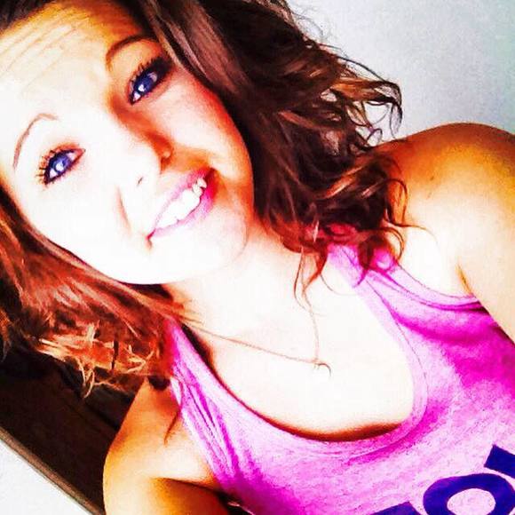 Meet your Posher, Talaunee - Picture 1 of 1