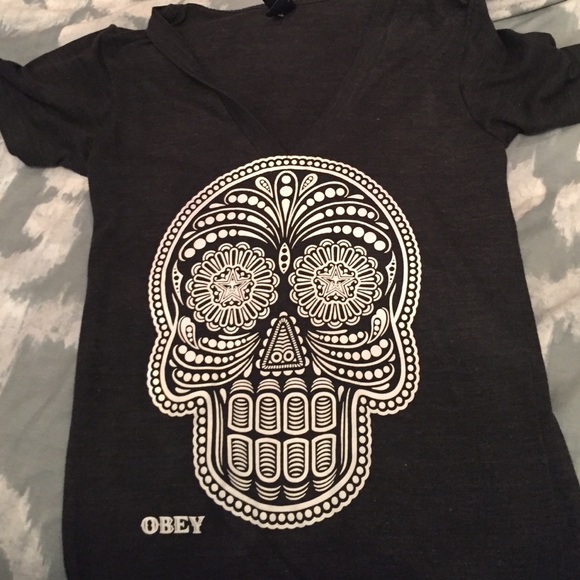 Size small obey sugar skull tank