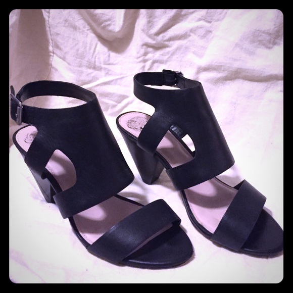 Vince Camputo black triangle heels