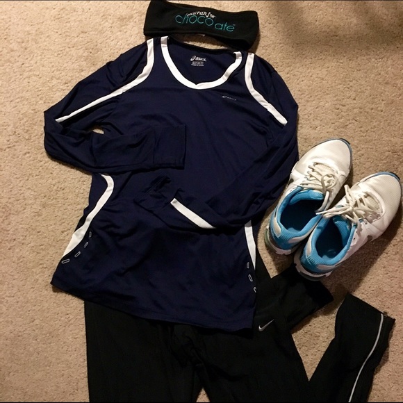 Asics long sleeved running shirt