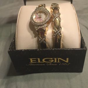 Watch with matching bracelet