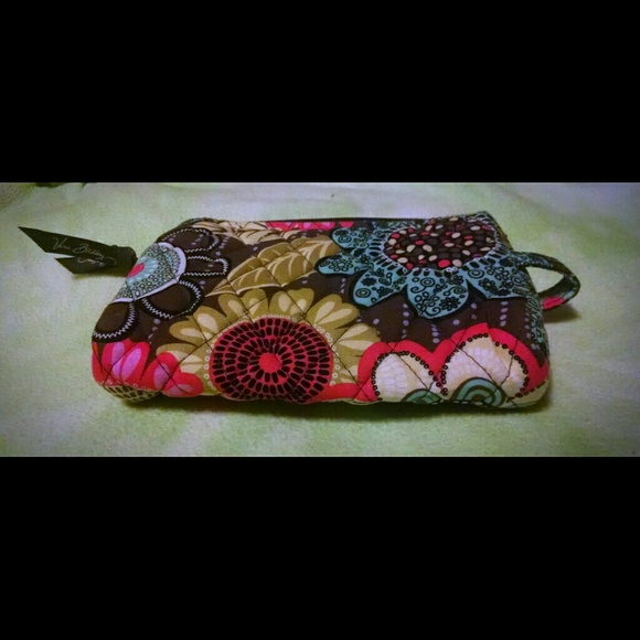 NWOT Vera Bradley Medium Cosmetic Bag