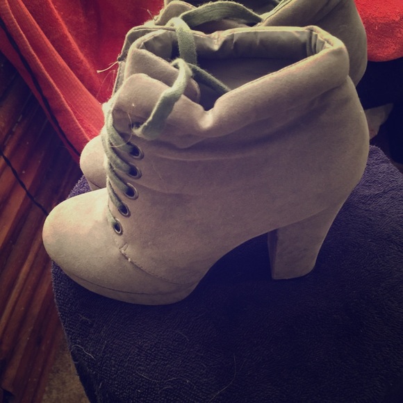 Grey high heel boot
