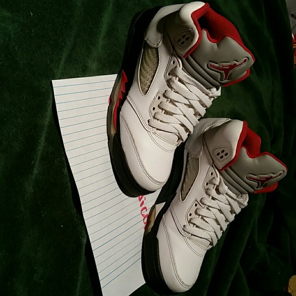 Fire Red 5s - Picture 2 of 4