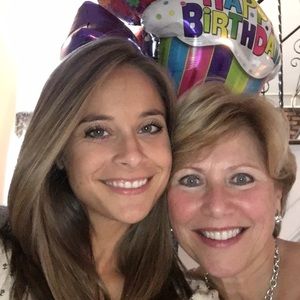 Meet your Posher, Gina