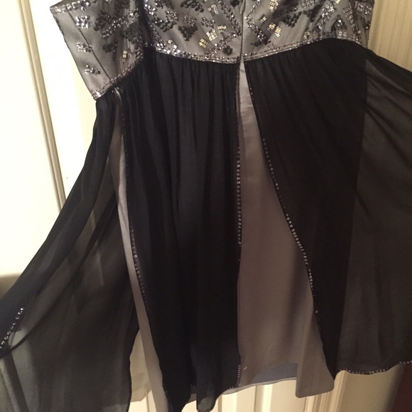 Silver & Black Cocktail Dress - Picture 3 of 4