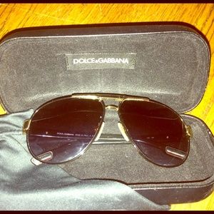 MAKE OFFER Dolce & Gabbana gold aviators$300+