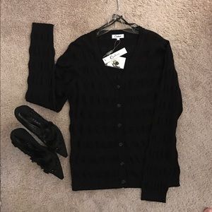♥️SOLD♥️BLK BUTTON DOWN SWEATER, V NECK