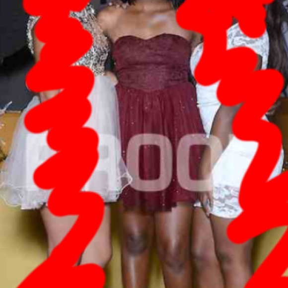 Homecoming/Prom Dress - Picture 2 of 3