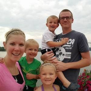 Meet your Posher, Chelsie