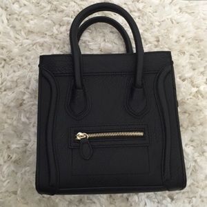 DailyLook mini structured bag