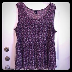 Floral sleeveless peplum top