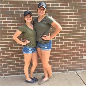 Meet your Posher, Moira