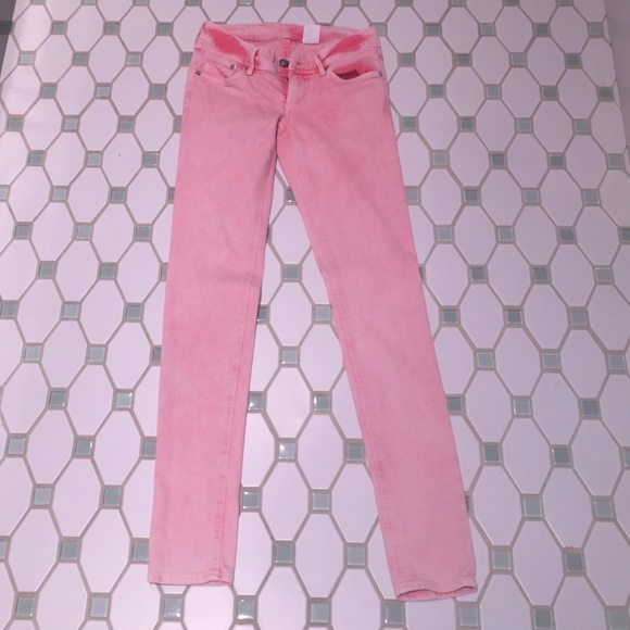 Pink skinny jeans
