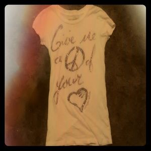 Small short sleeve aeropostale shirt