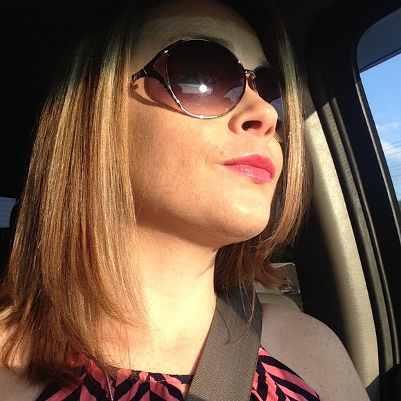 Meet your Posher, Natasha