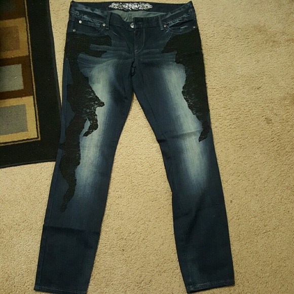 Skinny jeans