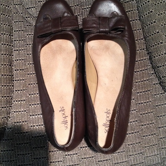 SOFTSPOTS Slip On Flats