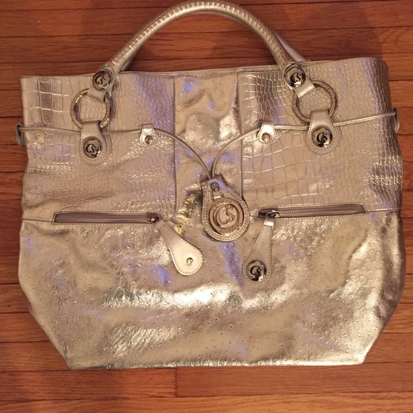 Carmen Steffens purse