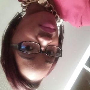 Meet your Posher, Kina