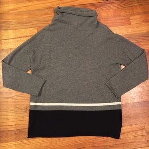 Cashmere mock turtleneck sweater