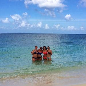 Meet your Posher, Cari