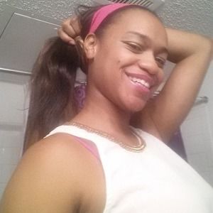 Meet your Posher, Justina