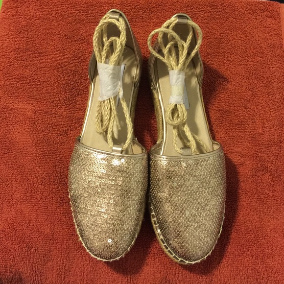 New Steven madden sandals