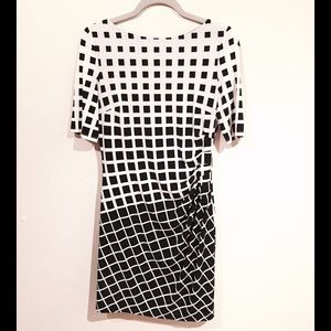 Anne Klein Rouched Dress New w/o Tags. Flattering.