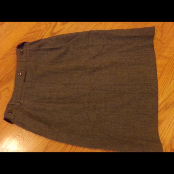 Harve Benard size 10 grey skirt. Beautifully made