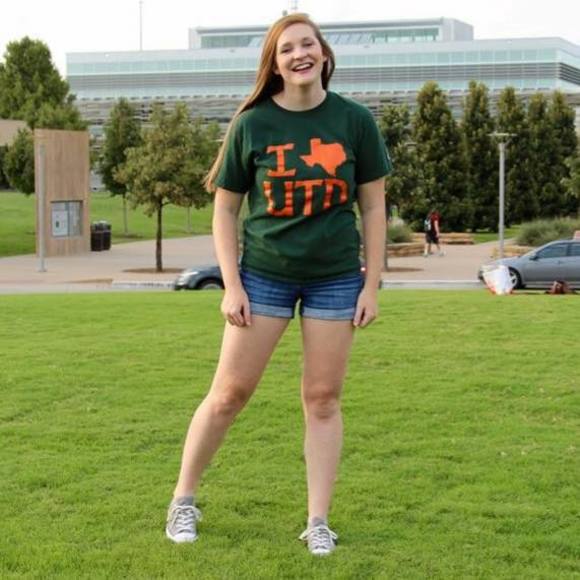 Meet your Posher, Courtney