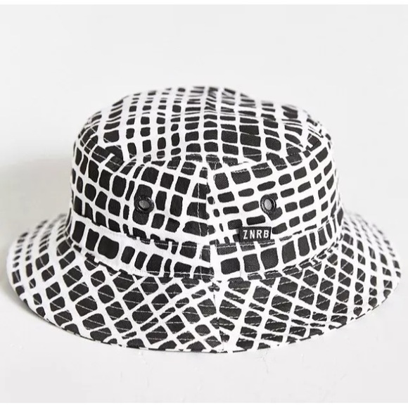 NEW Zanerobe Grid bucket hat urban outfitters