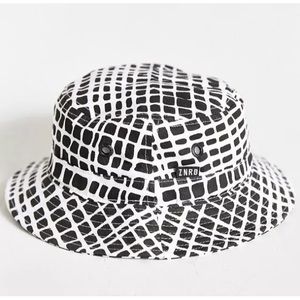 NEW Zanerobe Grid bucket hat urban outfitters