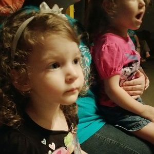 Meet your Posher, Kay