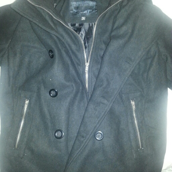 Coat - Picture 4 of 4